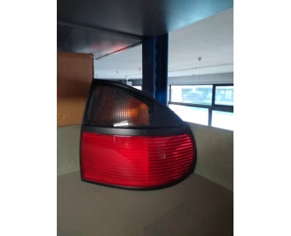 FANALE POSTERIORE DESTRO RENAULT LAGUNA COD.VALEO 085161
