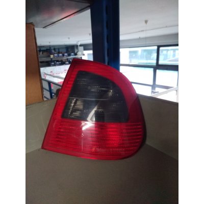 FANALE POSTERIORE DESTRO SEAT CORDOBA 1993->2002 COD. VALEO 085186