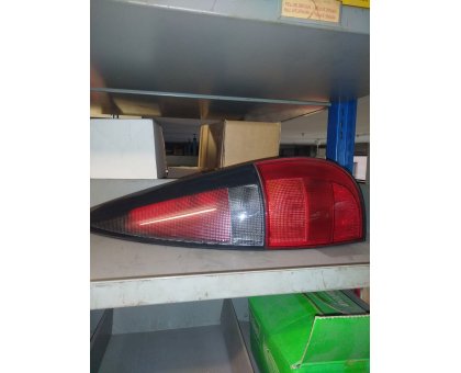 FANALE POSTERIORE DESTRO RENAULT LAGUNA SW 1995->2001 COD. VALEO 085783