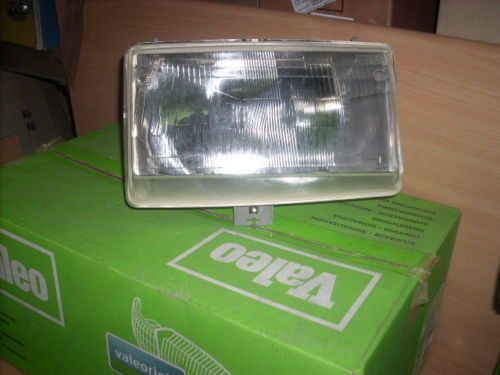 FARO SX ASI PEUGEOT 305 1982 COD.VALEO 068907