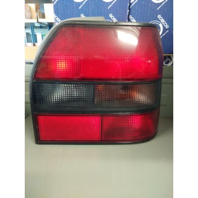 FANALE POSTERIORE DESTRO RENAULT R19 CHAMADE 1990->1992 COD. VALEO 084081