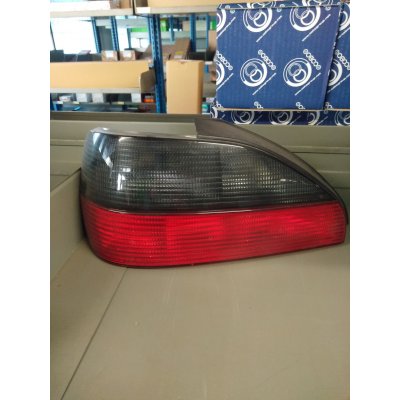 FANALE POSTERIORE SINISTRO PEUGEOT P306 R 4 1997->2001 COD. VALEO 086628