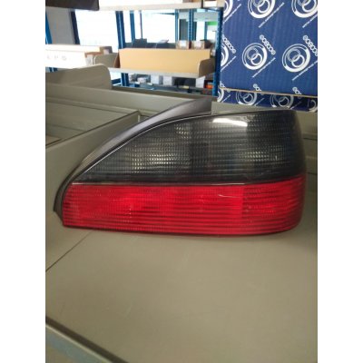 FANALE POSTERIORE DESTRO PEUGEOT P306 R 4 1997->2001 COD. VALEO 086629