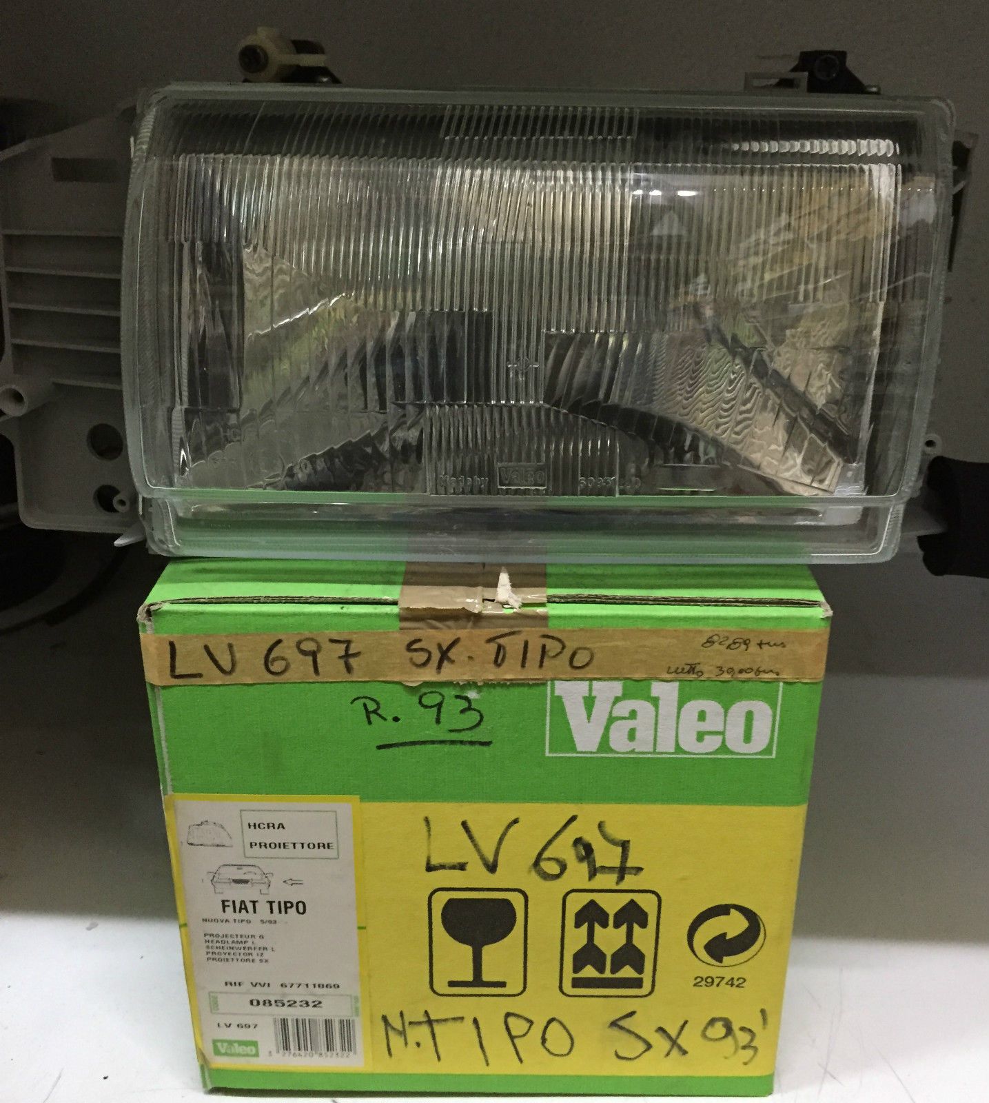 FARO SX TIPO II 93-> COD.VALEO 085232